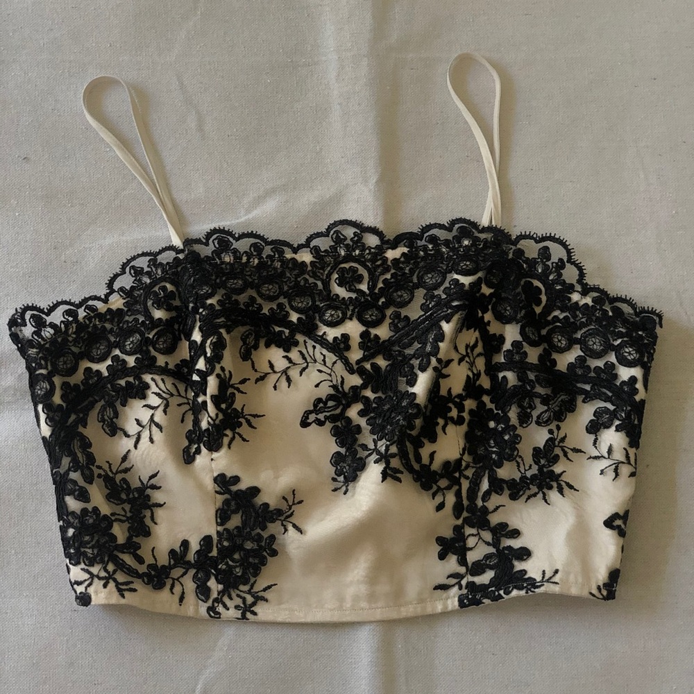 Pretty lace crop top